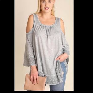 Silver lightweight cold shoulder tunic! PLUS!!